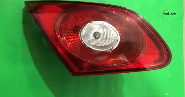 Volkswagen CC 2009-2012 բագաժնիկի ստոպ