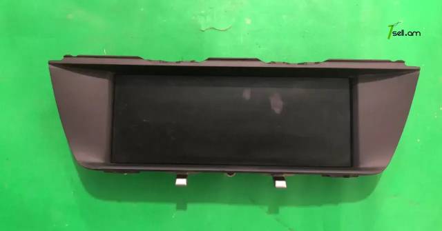 BMW F10, F11, F18 մանիոնիտոր, monitor, էկռան