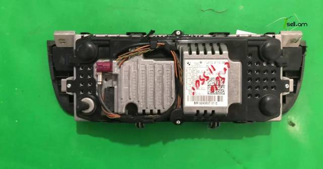 BMW F10, F11, F18 մանիոնիտոր, monitor, էկռան