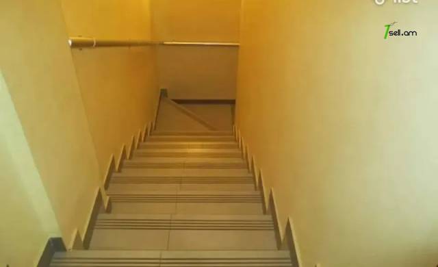 4 սենյականոց բնակարան նորակառույց շենքում Գյուրջյան փողոցում, 130 քմ, 5/8 հարկ, 3+ սանհանգույց