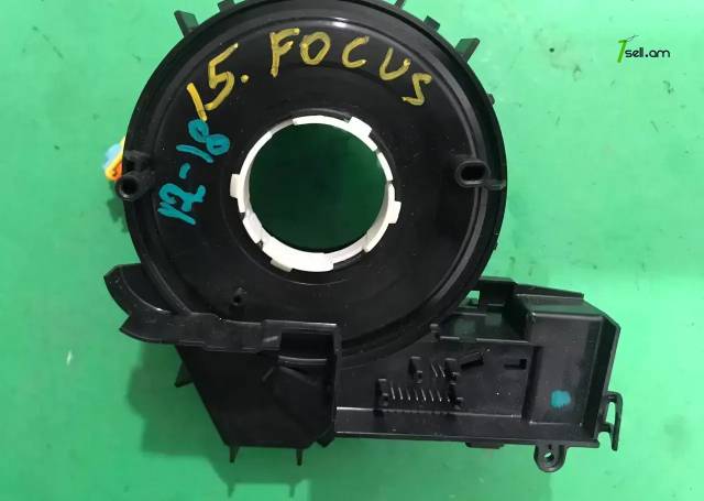 Focus 2012 - 2018 f ռույլի շլեֆ