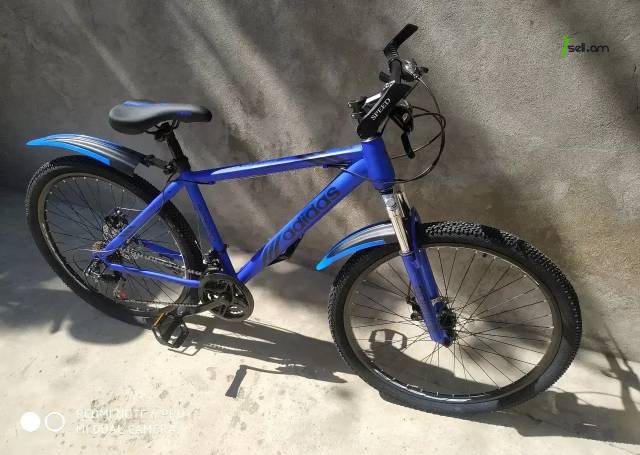 Adidas 26/24 համար, անվճար առաքում երևանում