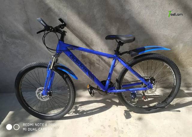 Adidas 26/24 համար, անվճար առաքում երևանում