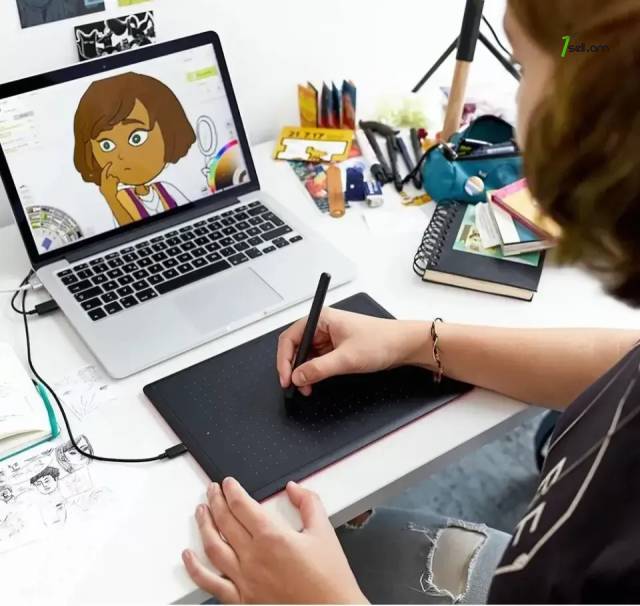 Планшет Wacom One Medium CTL-672