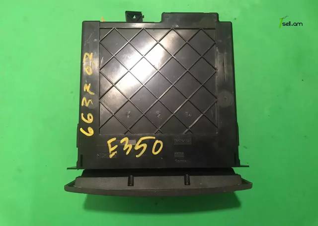 Mercedes W211 CD changer Lock Panel չենջեռ լոք պանել