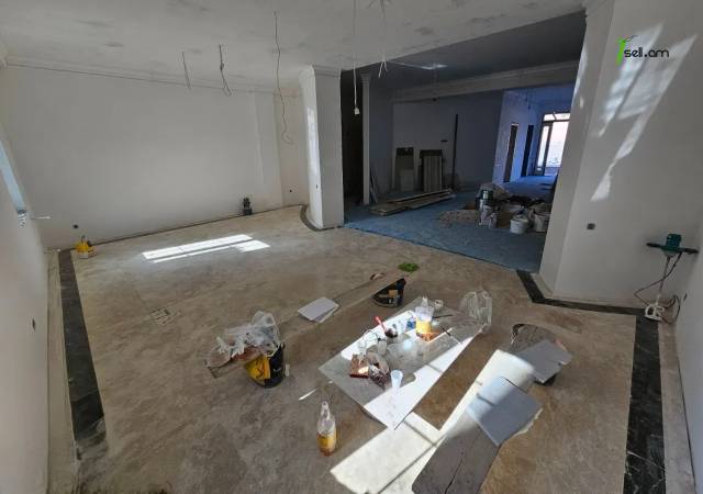 Երեք հարկանի քարե տուն Գևորգ Վարդանյան փողոցում Արաբկիրում, 1660 քմ, 3+ սանհանգույց