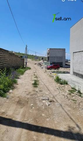 Հողատարածք բնակելի շինությունների համար, Վահան Տերյան Թաղ. 3-րդ Փող. Ավանում, 2000 քմ