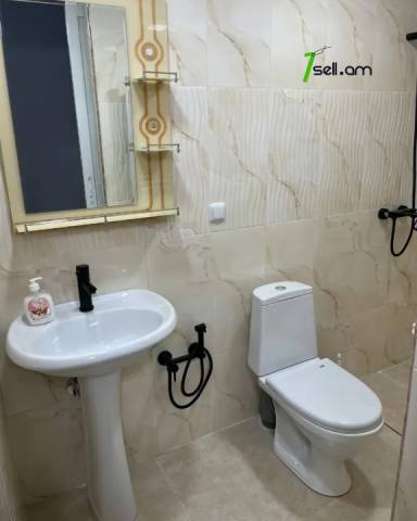 Գրասենյակային տարածք Ղազար Փարպեցու փողոցում կենտրոնում, 63 քմ