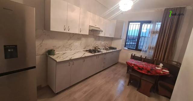 Մեկ հարկանի քարե տուն Էրեբունիում, 100 քմ, կապիտալ վերանորոգված