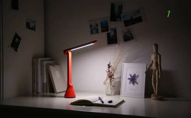 Лампа Xiaomi Yeelight LED with battery