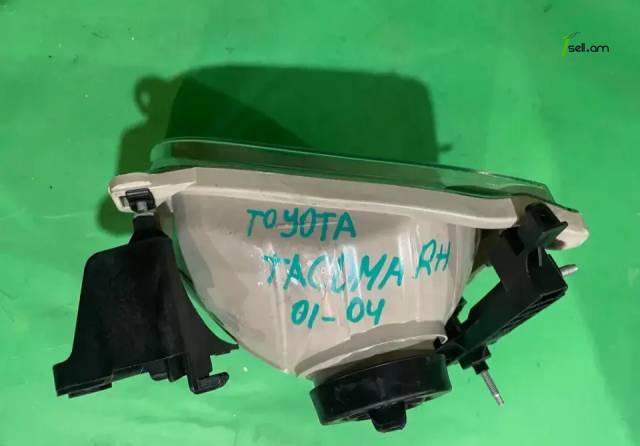 Toyota Tacoma 2001 - 2004 աջ ֆառ