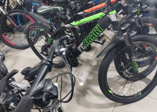 FERARI հեծանիվ հեծանիվներ