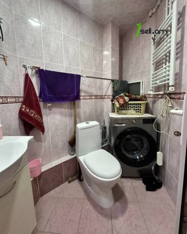 2 սենյականոց բնակարան, Norashen District, 45 քմ, 10/16 հարկ, կապիտալ վերանորոգված