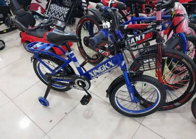 16 համարի Հեծանիվ հեծանիվներ