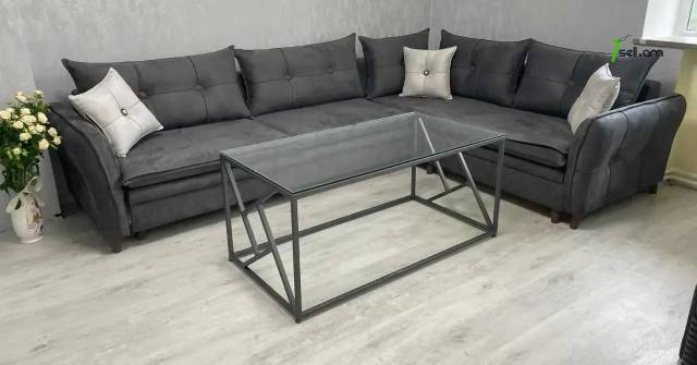 Լոֆթ ոճի սուրճի սեղան երկաթի և ապակու համադրությամբ