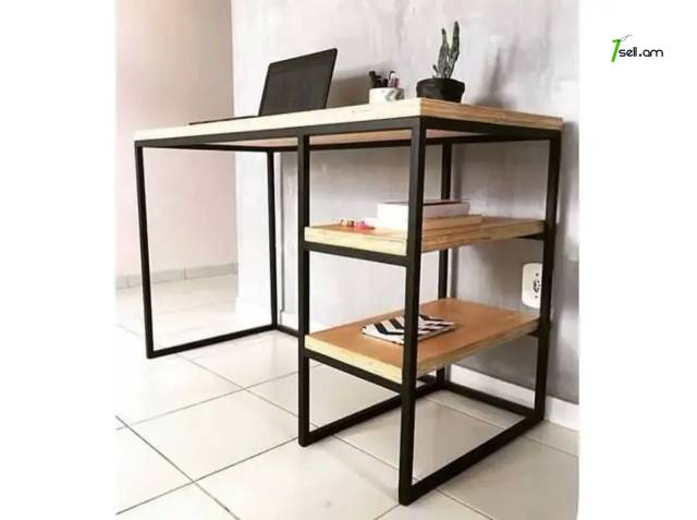 Լոֆթ ոճի գրասեղան / համակարգչային սեղան