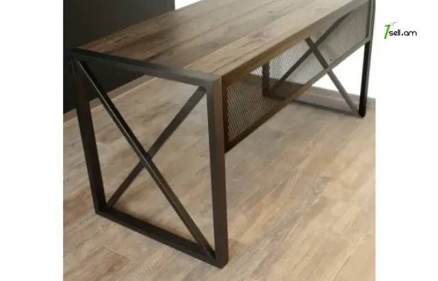 Լոֆթ ոճի գրասեղան / համակարգչային սեղան