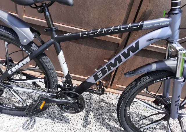 Հեծանիվ հեծանիվներ