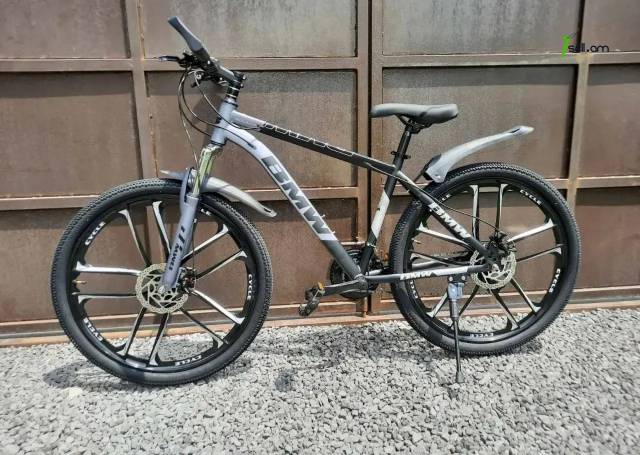 Հեծանիվ հեծանիվներ