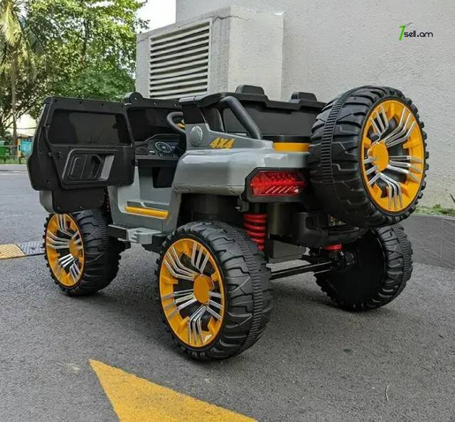 MQ-150 տեսակի մանկական մեքենա մոխրագույն