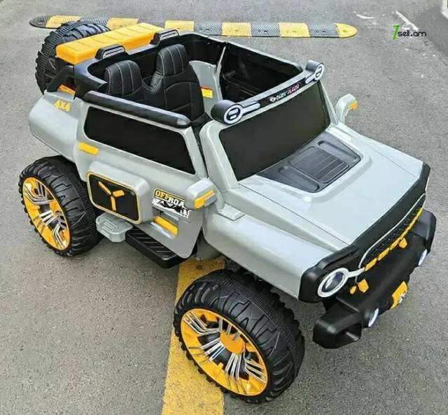 MQ-150 տեսակի մանկական մեքենա մոխրագույն