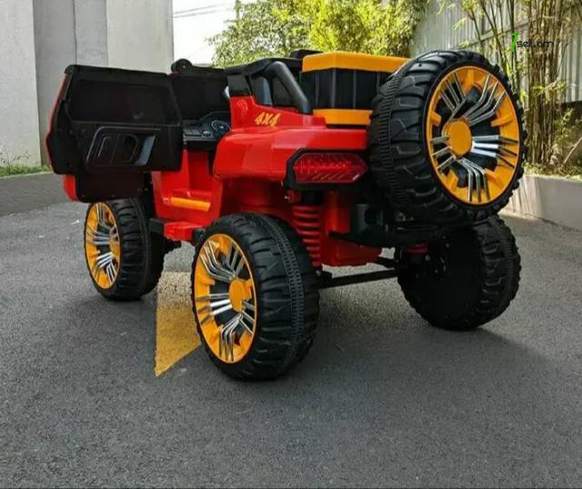 Մանկական մեքենա MQ-150 մոդելի կարմիր գույն