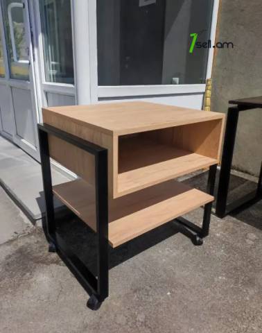 Լոֆթ ոճի գրասեղան մետաղական