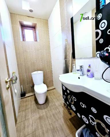 Երկու հարկանի տուն Մհեր Մկրտչյան փողոցում Ավանում, 1080 ք.մ., 3+ սանհանգույց, կապիտալ վերանորոգված