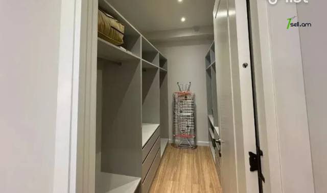 2 սենյականոց բնակարան նորակառույց շենքում Արամի փողոցում, 65 ք.մ., 5/9 հարկ, բարձր առաստաղներ