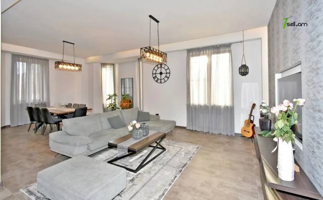 Երկու հարկանի քարե տուն, Նոյ թաղամաս Մալաթիա Սեբաստիայում, 1020 ք.մ., 3+ սանհանգույց