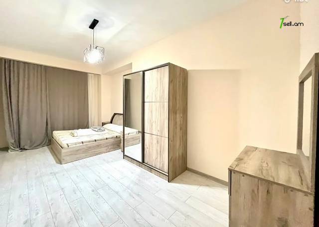 2 սենյականոց բնակարան նորակառույց շենքում Պարույր Սևակի փողոցում, 72 ք.մ., 13/18 հարկ