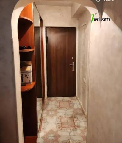 3 սենյականոց բնակարան, Շոպրոնի 1-ին նրբանցք, 62 ք.մ., 1/9 հարկ, մասնակի վերանորոգում