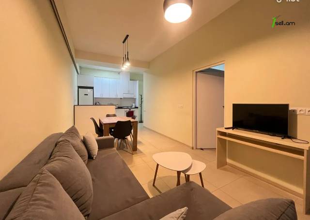 3 սենյականոց բնակարան նորակառույց շենքում Վերին Անտառային փողոցում, 65 քմ, նախավերջին հարկ