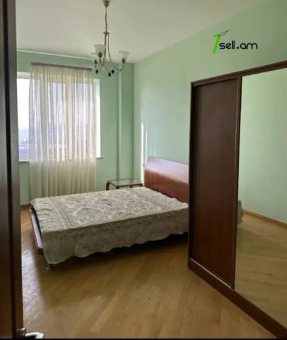 3 սենյականոց բնակարան նորակառույց շենքում Պարոնյան փողոցում, 136 քմ, 9/11 հարկ, 3+ սանհանգույց