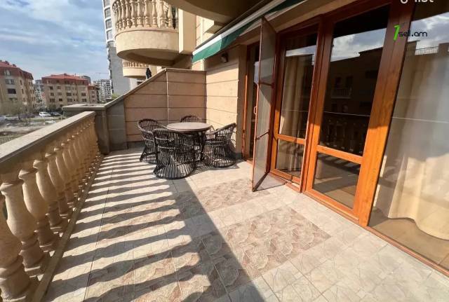 4 սենյականոց բնակարան նորակառույց շենքում Վերին Անտառային փողոցում, 150 ք.մ., 2 սանհանգույց