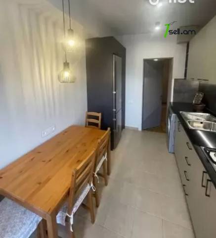 3 սենյականոց բնակարան Կոմիտասի պողոտայում, 70 ք.մ., բարձր առաստաղներ, 12/14 հարկ