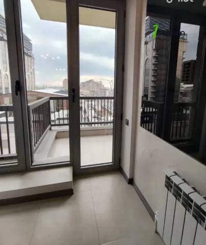 2 սենյականոց բնակարան նորակառույց շենքում Պարոնյան փողոցում, 77 ք.մ., 6/14 հարկ, բարձր առաստաղներ