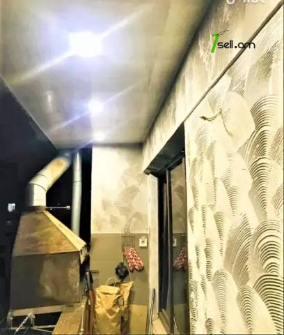 4 սենյականոց բնակարան Էրեբունիում, 100 ք.մ., նախավերջին հարկ, կապիտալ վերանորոգված, քարե շենք