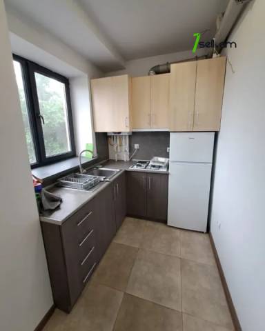 2 սենյականոց բնակարան նորակառույց շենքում Այվազովսկու փողոցում, 50 քմ, 2/4 հարկ, եվրովերանորոգված