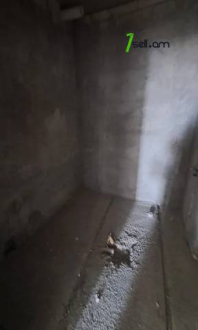 3 սենյականոց բնակարան նորակառույց շենքում Պարույր Սևակի փողոցում, 106 ք.մ., 3/14 հարկ