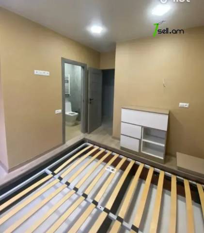 4 սենյականոց բնակարան Սունդուկյան փողոցում, 85 ք.մ., 1/5 հարկ, 2 սանհանգույց