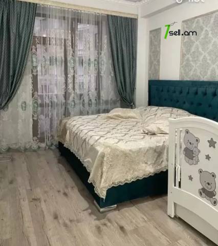 4 սենյականոց բնակարան նորակառույց շենքում Նիկողայոս Ադոնցի փողոցում, 123 ք.մ., 6/8 հարկ