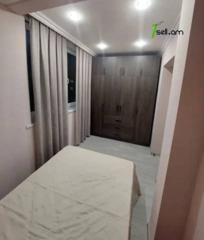 2 սենյականոց բնակարան Մարգարյան փողոցում, 50 քմ, նախավերջին հարկ, եվրովերանորոգված, քարե շենք