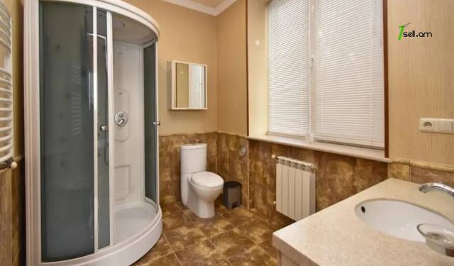 Երեք հարկանի քարե տուն, Նոյ թաղամաս Մալաթիա Սեբաստիայում, 430 քմ, 2 սանհանգույց