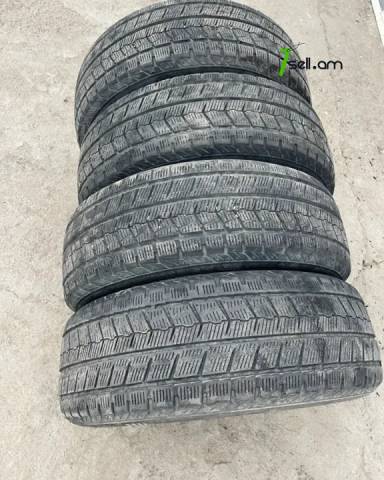 GGG. Link 75-80% 215/55/ r17 4hat