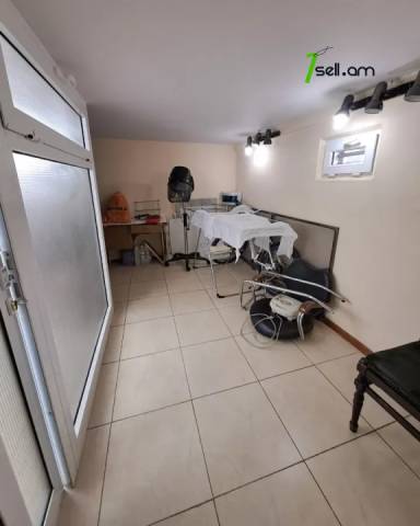 4 սենյականոց բնակարան Բաշինջաղյան փողոցում, 58 քմ, 1/9 հարկ, 2 սանհանգույց, կապիտալ վերանորոգված