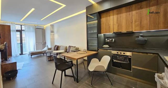 3 սենյականոց բնակարան նորակառույց շենքում Արամի փողոցում, 70 ք.մ., 5/12 հարկ, բարձր առաստաղներ