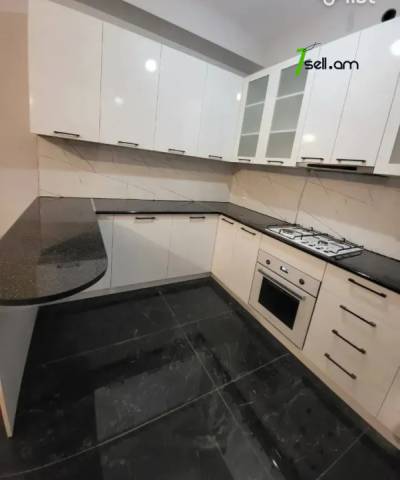 2 սենյականոց բնակարան նորակառույց շենքում Պարույր Սևակի փողոցում, 54 ք.մ., բարձր առաստաղներ