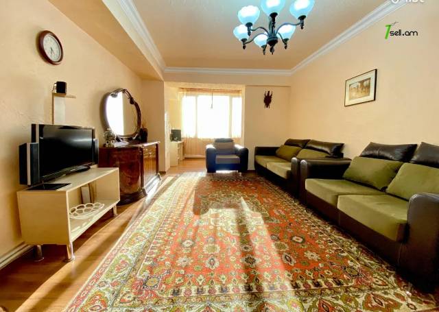 3 սենյականոց բնակարան Ավետիս Ահարոնյան փողոցում, 94 քմ, 7/9 հարկ, եվրովերանորոգված