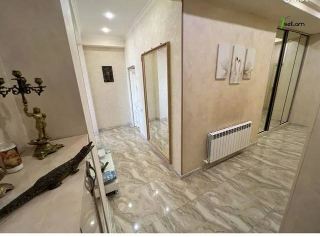 Ընդարձակ 3 սենյականոց բնակարան նորակառույց շենքում, Ծիծեռնակաբերդի խճուղի, 183 ք.մ., 7/12 հարկ